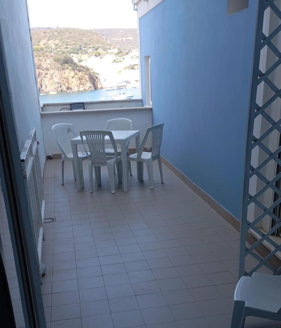 Hotel La Baia Понца Экстерьер фото
