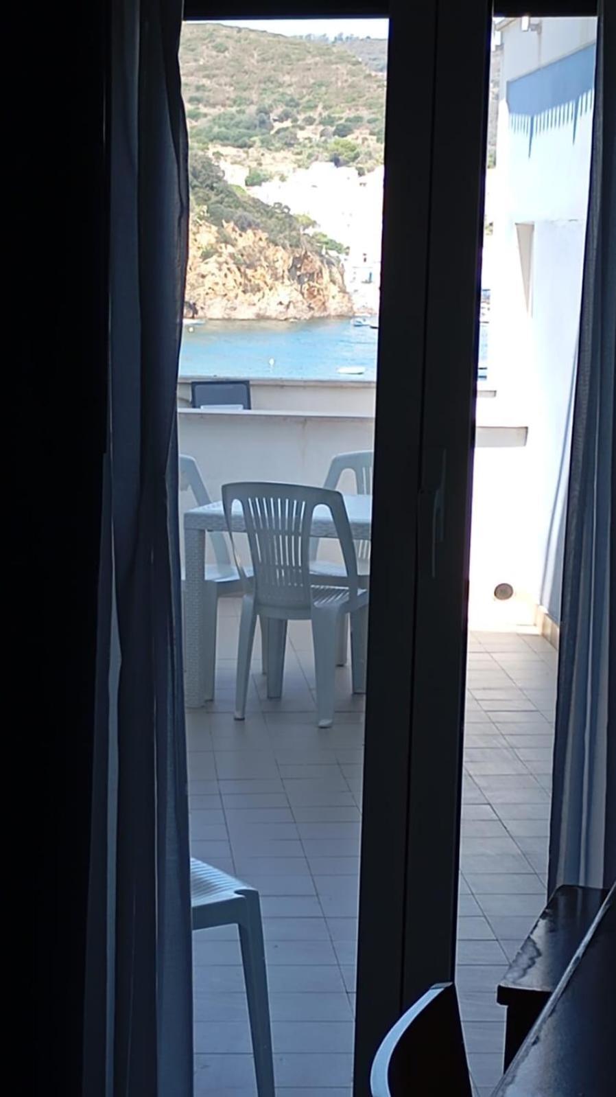 Hotel La Baia Понца Экстерьер фото